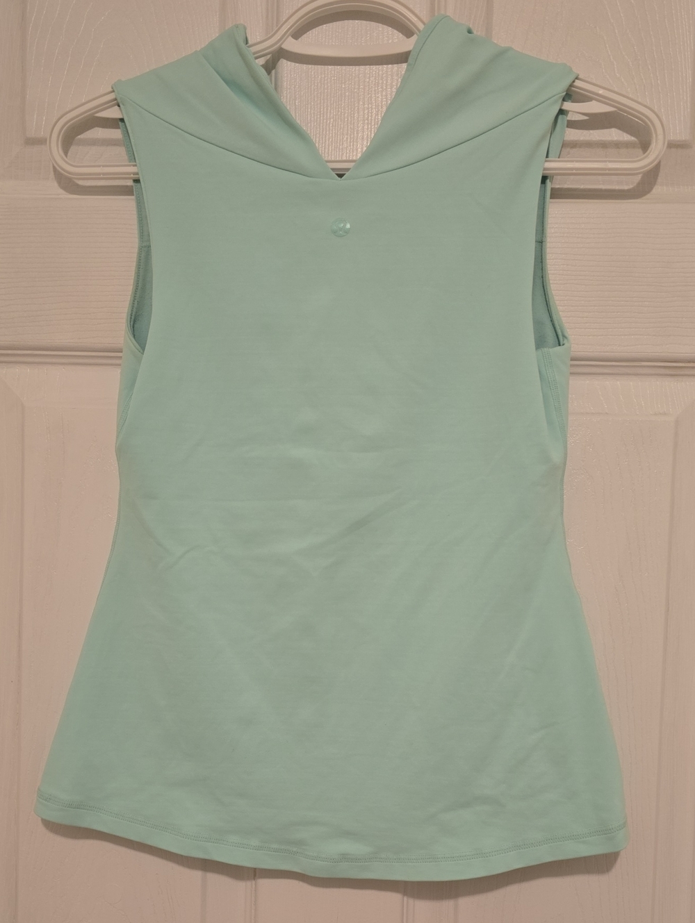 Lululemon Sleeveless Mint Hooded Tank Top - Women